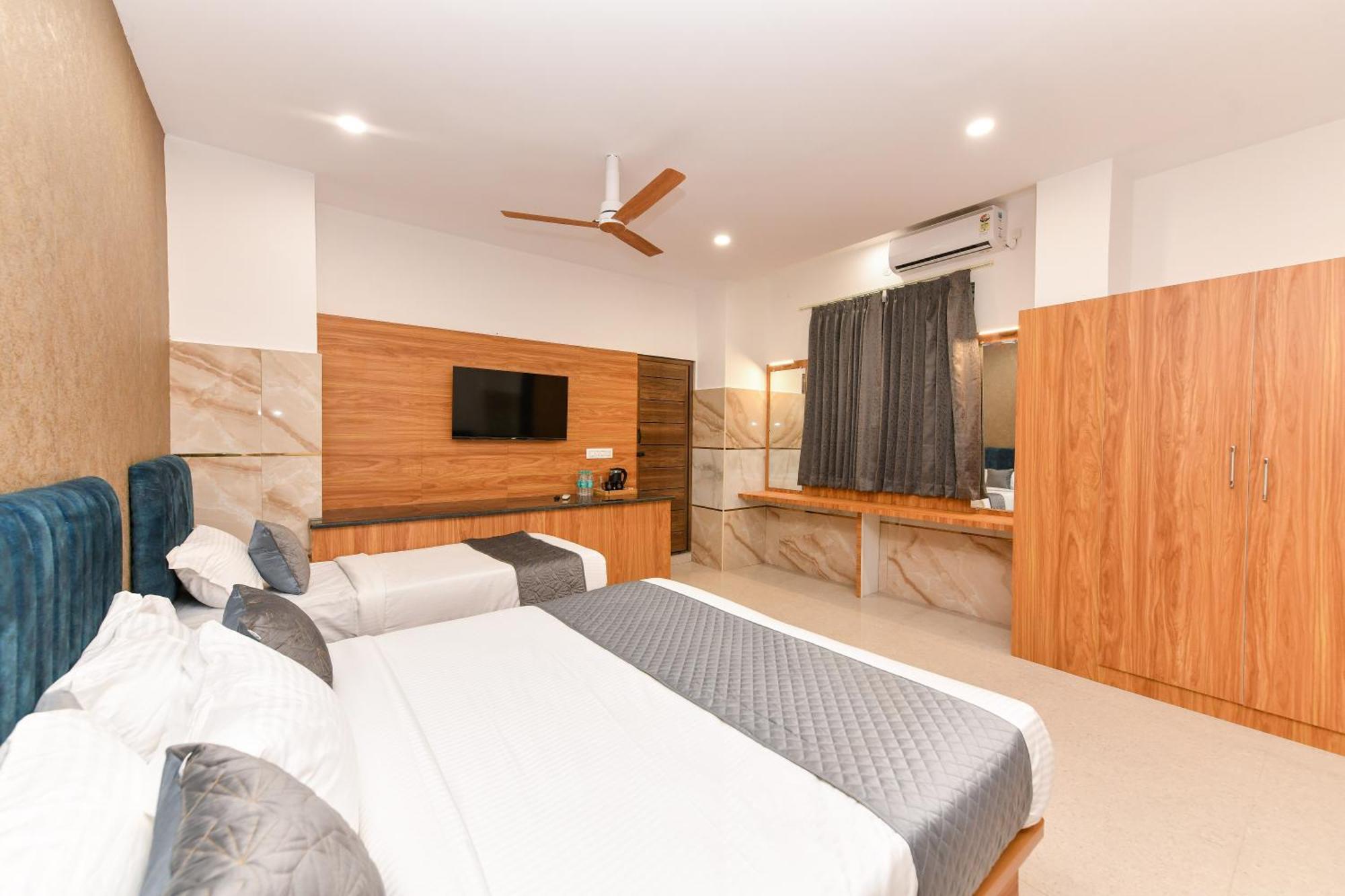 Hotel Shine International Майсур Экстерьер фото