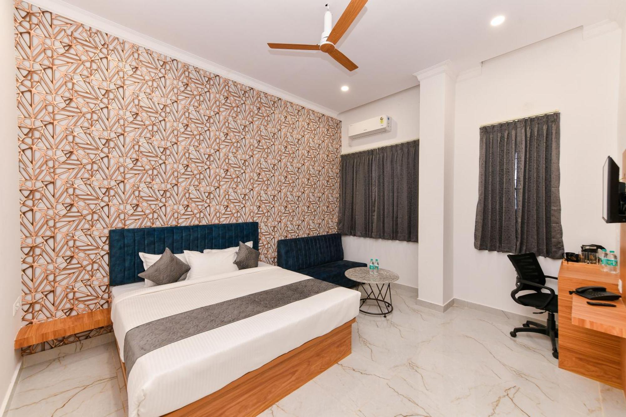Hotel Shine International Майсур Экстерьер фото